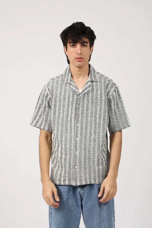 Men's Casual Shirts for Everyday WearRESORT COLLAR BUTTON DOWN BOX FIT POLO