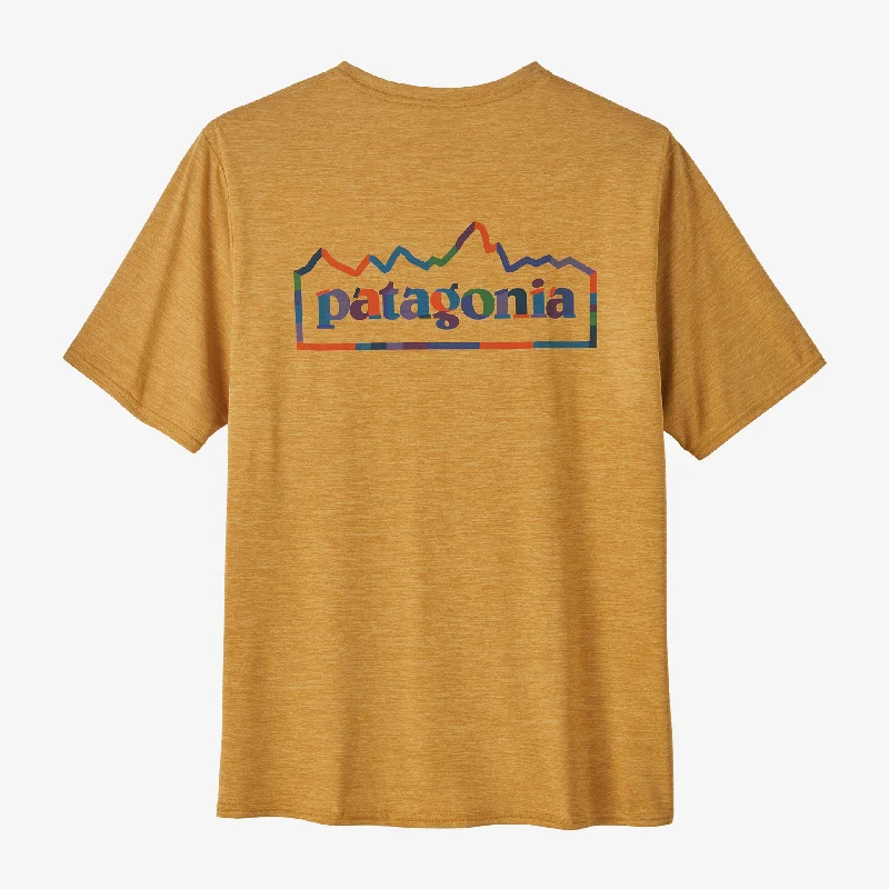Men's V-Neck T-Shirts for a Flattering ShapeMen's Capilene® Cool Daily Graphic Shirt