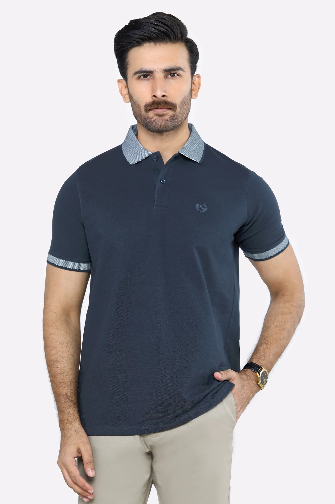 Men's Shirts with Raw-Edge HemlinesJacquard Collar Polo