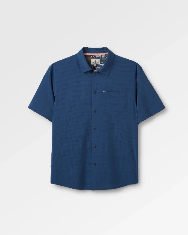Men's Wrinkle-Free Shirts for Easy Care365 Recycled Active Long Sleeve Shirt - Dark Denim