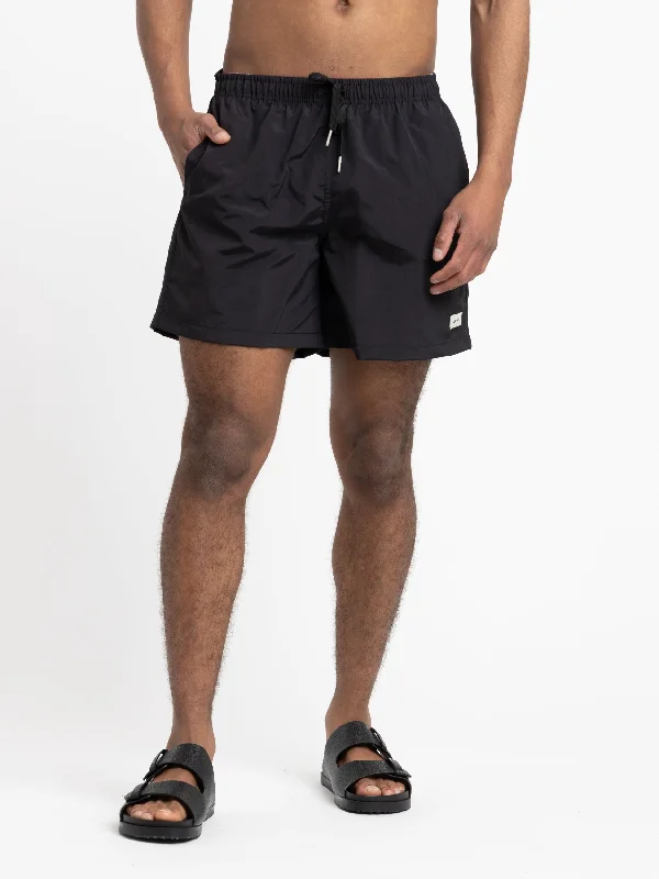 Men's Skinny Jeans for a Trendy LookBlack Swim Trunks