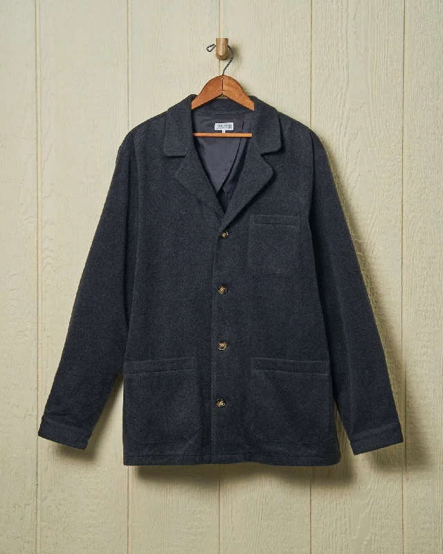 Men's Monochrome Shirts for a Minimalist VibeCamel’s Hair Loafer Jacket in Charcoal Heather