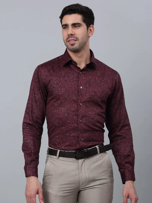 Men's Hunting Shirts for Camouflage and ComfortMen's Maroon Party Paisley Print Full Sleeve Shirt