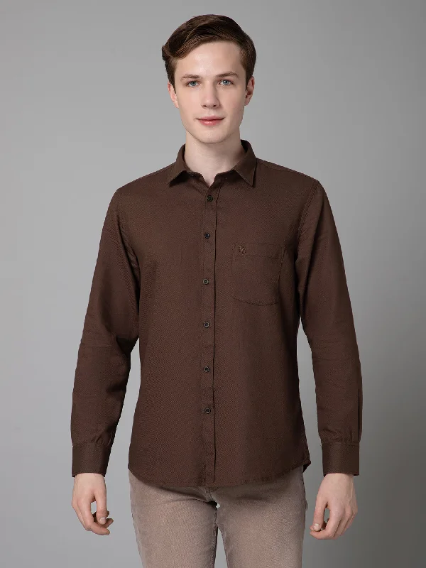 Men's Patterned Button-Down Shirts for Added InterestMen's Brown Casual Self Textured Full Sleeve Shirt