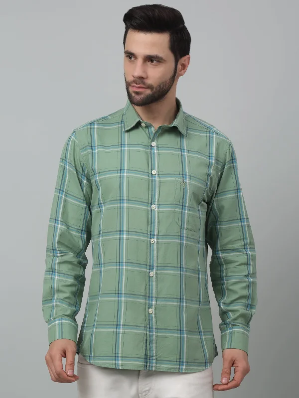 Men's Plaid Shirts for a Country CharmMen's Green Casual Big Checks Full Sleeve Shirt