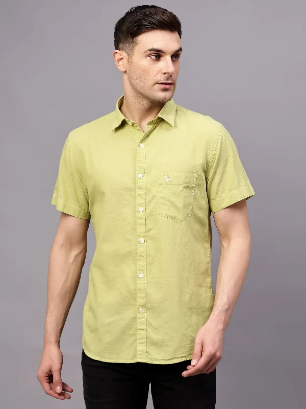 Men's Polo Shirts for Sports and Casual WearMen's Light Green Casual Plain Half sleeve Shirt