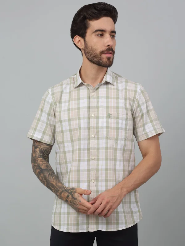 Men's Smart Casual Shirts for Business Casual SettingsMen's Olive Green Casual Big Checks Half sleeve Shirt