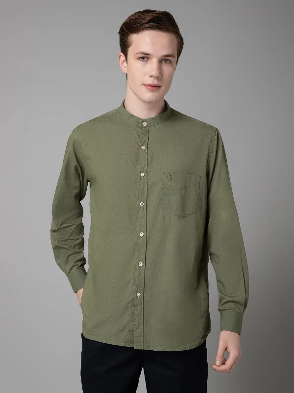 Men's Solid-Color Block Shirts for a Bold StatementMen's Olive Green Casual Plain Full Sleeve Shirt