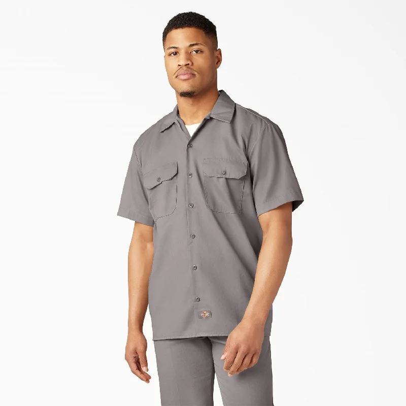 Men's Tab-Collar Shirts for a Crisp LookDickies Men's Short Sleeve Work Shirt_Silver