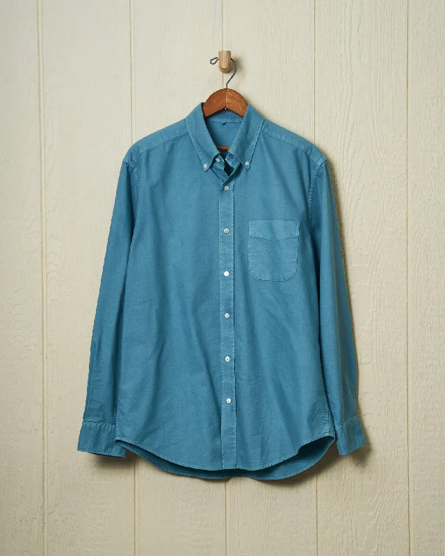 Men's Wingtip-Collar Shirts for a Classic TouchGarment Dyed Oxford Shirt in Chambray