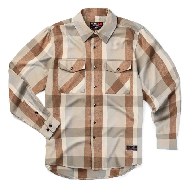 Men's Vintage T-Shirts for a Retro VibeLloyd Flannel