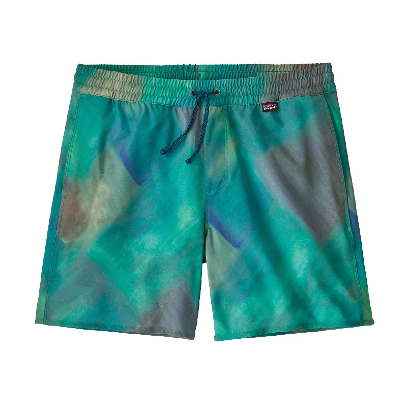 Men's Pants with Appliqué DetailsMen's Hydropeak Volley Shorts - 16"