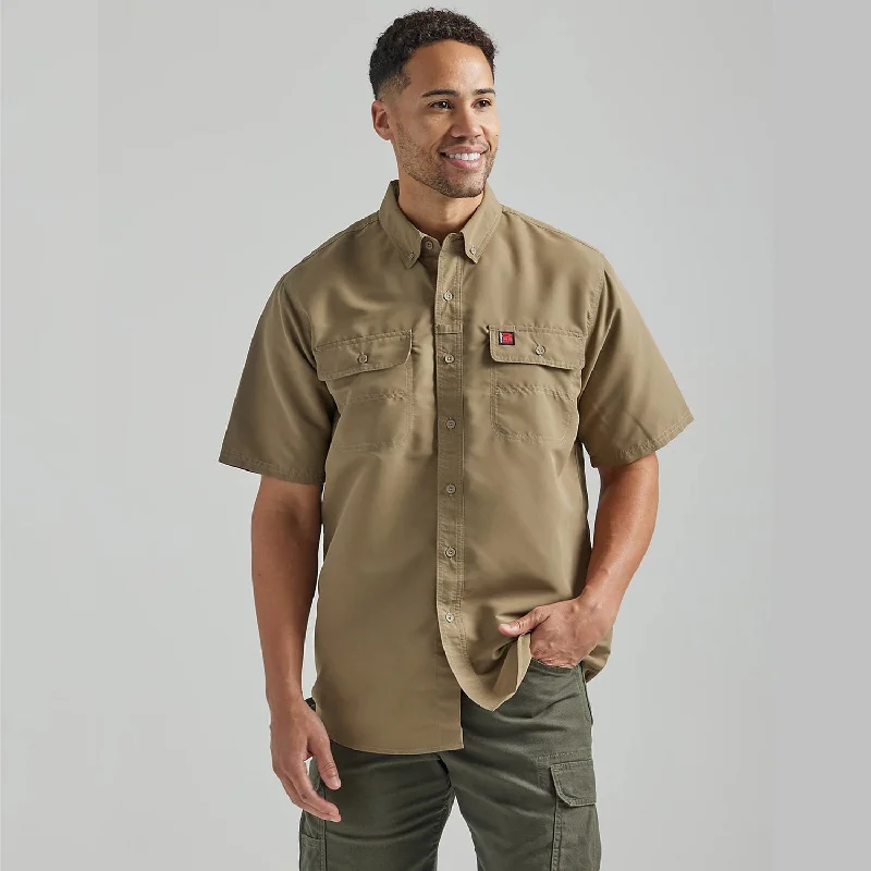 Men's Skinny-Fit Shirts for a Trendy LookWrangler® RIGGS® Men's Lightweight Moisture-Wicking Short Sleeve Work Shirt