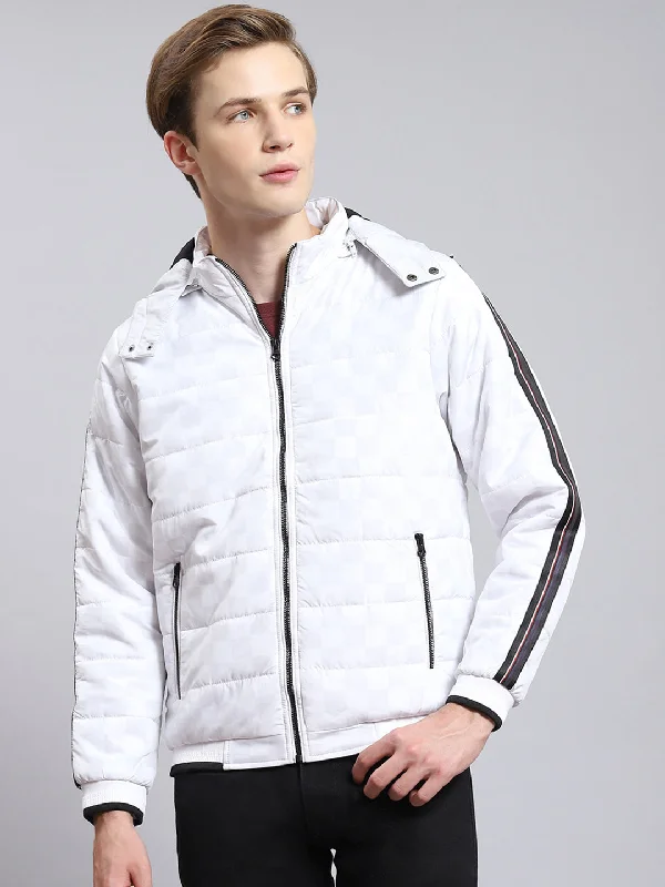 Men's Coats with Slim FitsMen White Solid Hooded Full Sleeve Jacket
