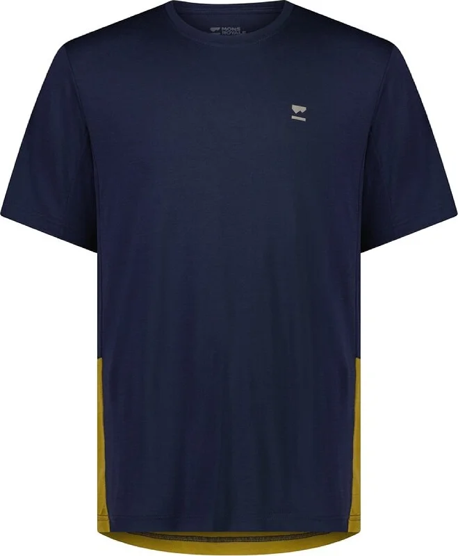 Men's Shirts with Wingtip CollarsTarn Merino Shift T-Shirt - Men's|-|T-shirt Tarn Merino Shift - Homme
