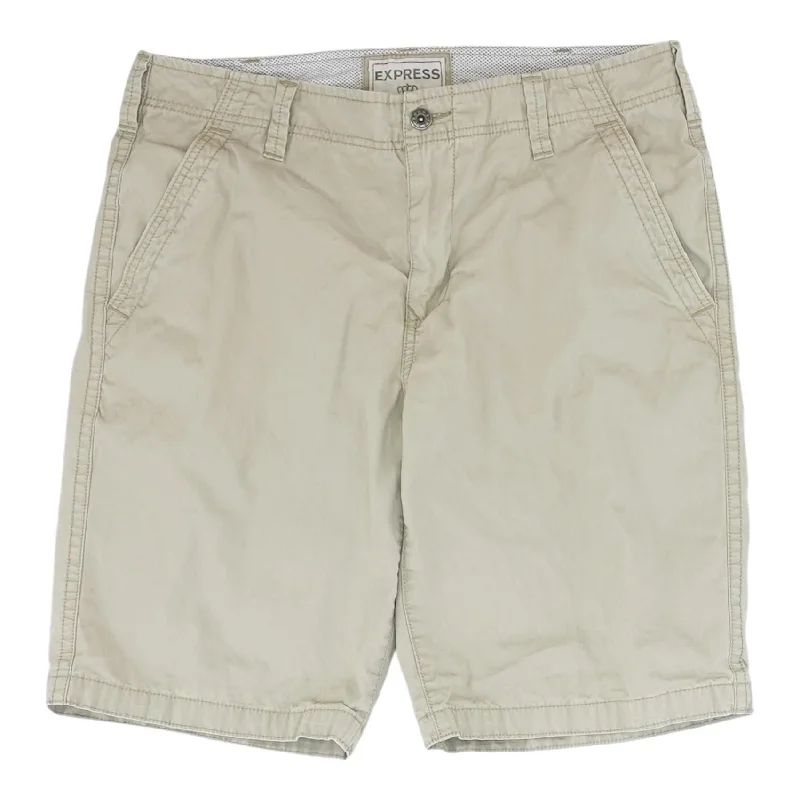 Men's High-Waisted Pants for a Retro StyleBeige Solid Chino Shorts