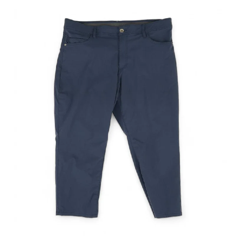 Men's Low-Waisted Pants for a Casual VibeBlue Solid Five Pocket Pants