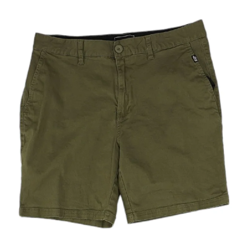 Men's Pants with Wrinkle-Resistant FabricGreen Solid Chino Shorts