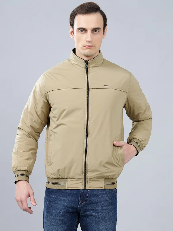 Men's Coats with Wind-Resistant FabricMen's Beige Solid Mock Neck Reversible Winter Jacket