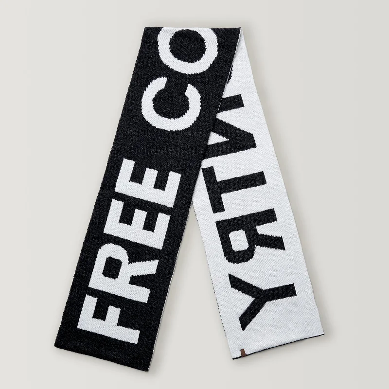 Men's Coats with VentilationWomen's Intarsia Logo Scarf