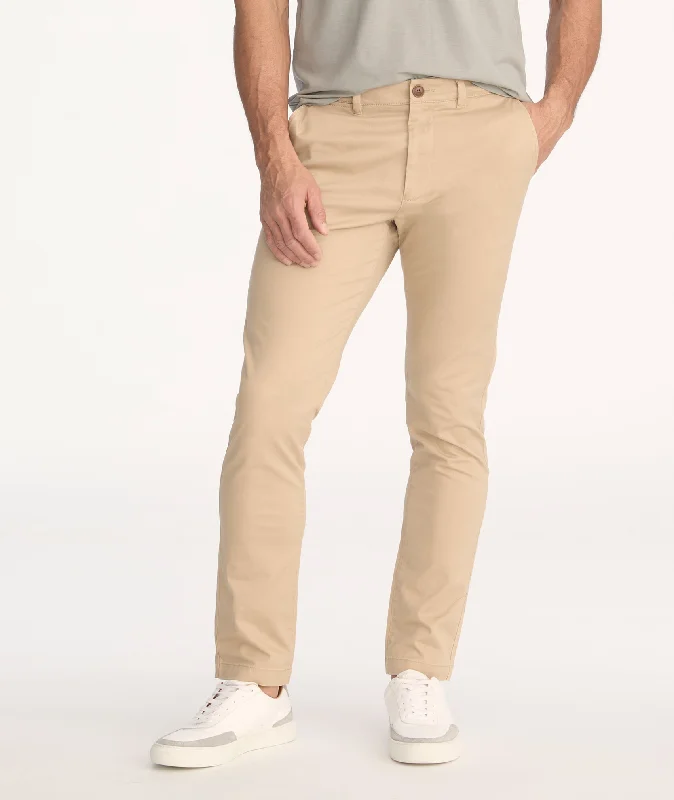 Men's Pants with Wrinkle-Resistant FabricClassic Chino Pants