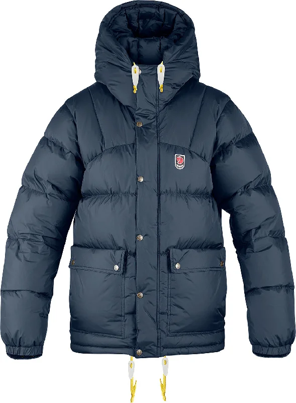 Men's Coats with Embroidered DetailsExpedition Down Lite Jacket - Men's|-|Manteau léger en duvet Expedition - Homme