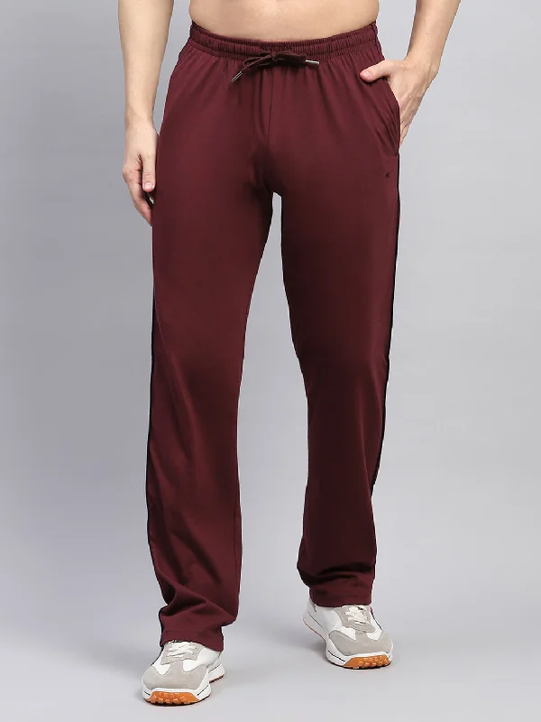 Men's Drawstring Pants for AdjustabilityMen Maroon Solid Regular Fit Lower